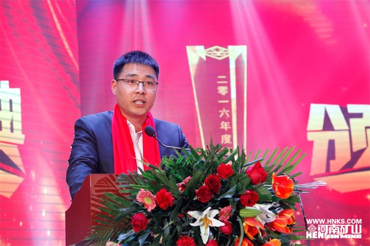 戳我试试